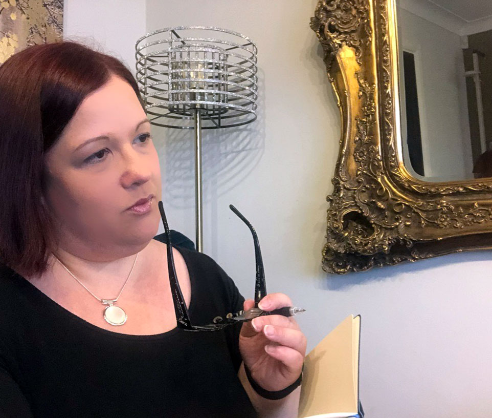 Vicki Crane - Hypnotherapist & Psychotherapist